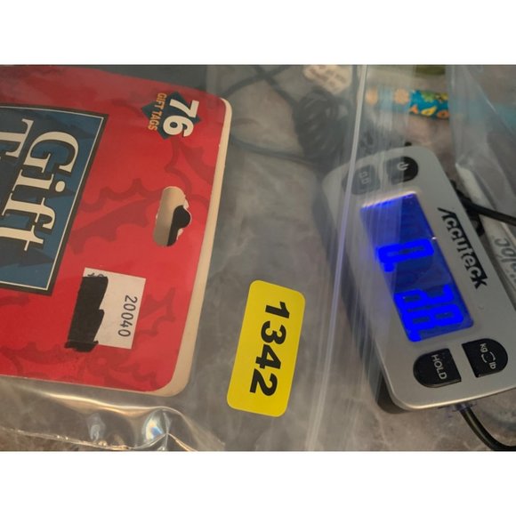 1995 vVntage Christmas Tags 76 Per Package Lot of Two Identical Tags - Picture 6 of 6